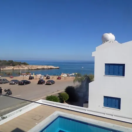 Villa Malamar *